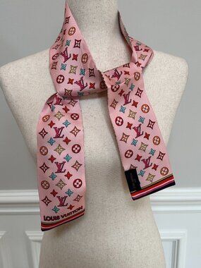 Louis Vuitton Silk Bandeau Scarf Monogram Hearts Pink NWT w/ Box